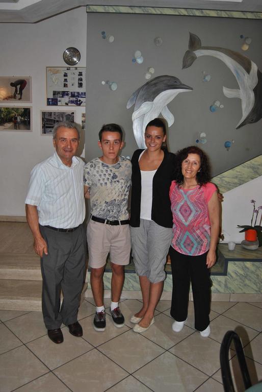 רימיני Hotel Pacific מראה חיצוני תמונה