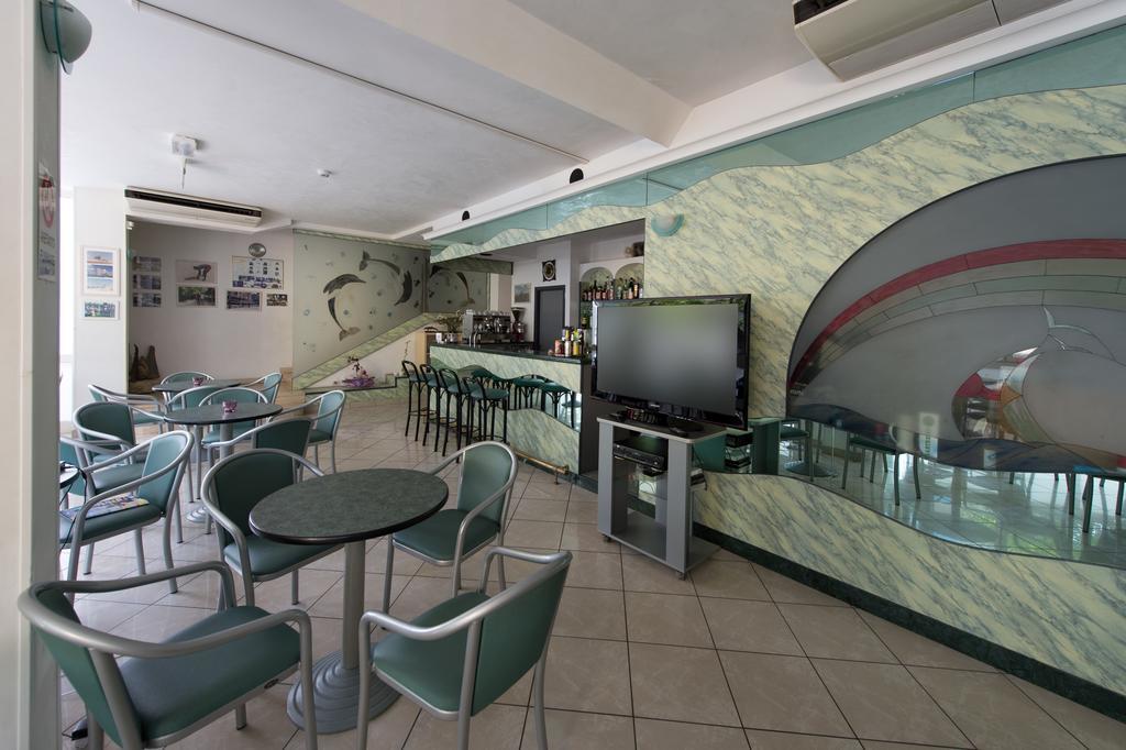 רימיני Hotel Pacific מראה חיצוני תמונה